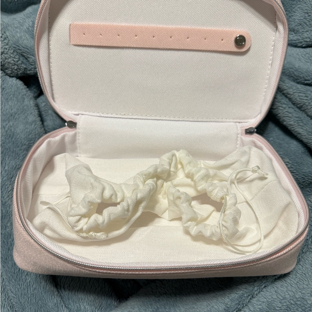 GWP!!! Dior Jewelry Case! - Picture 4 of 5